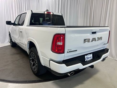 Used 2025 RAM 1500 Laramie w/ Sport Appearance Package AWD/4WD image 28