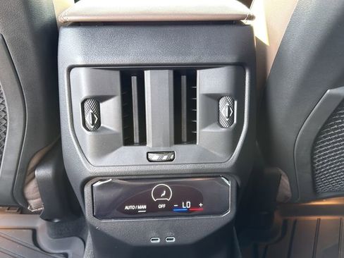 Used 2025 BMW X3 xDrive30i w/ Premium Package AWD/4WD image 24