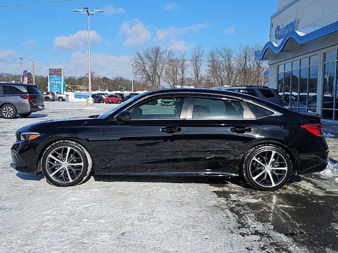 Used 2024 Honda Civic Touring image 7