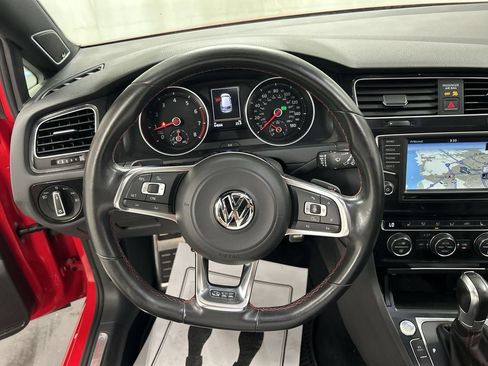 Used 2016 Volkswagen GTI Autobahn w/ Lighting Package (SEL) FWD image 4