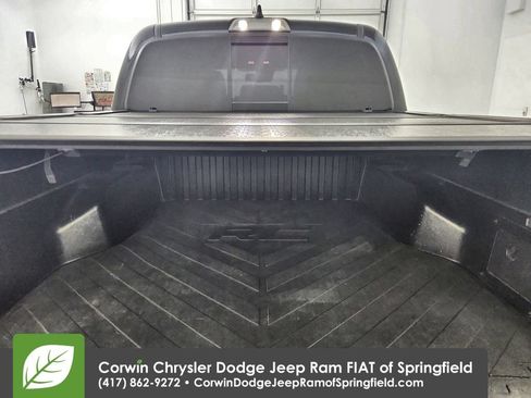 Used 2021 Toyota Tacoma SR5 RWD image 30