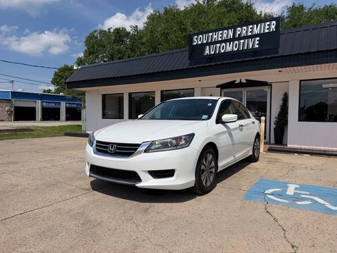 Used 2014 Honda Accord LX image 1