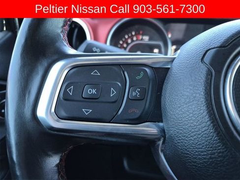 Used 2022 Jeep Gladiator Rubicon w/ Cold Weather Group image 26