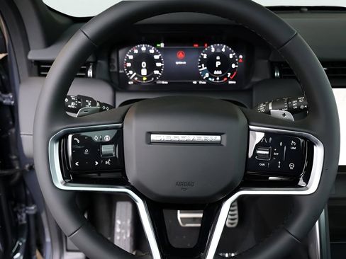 New 2025 Land Rover Discovery Sport Dynamic SE image 63
