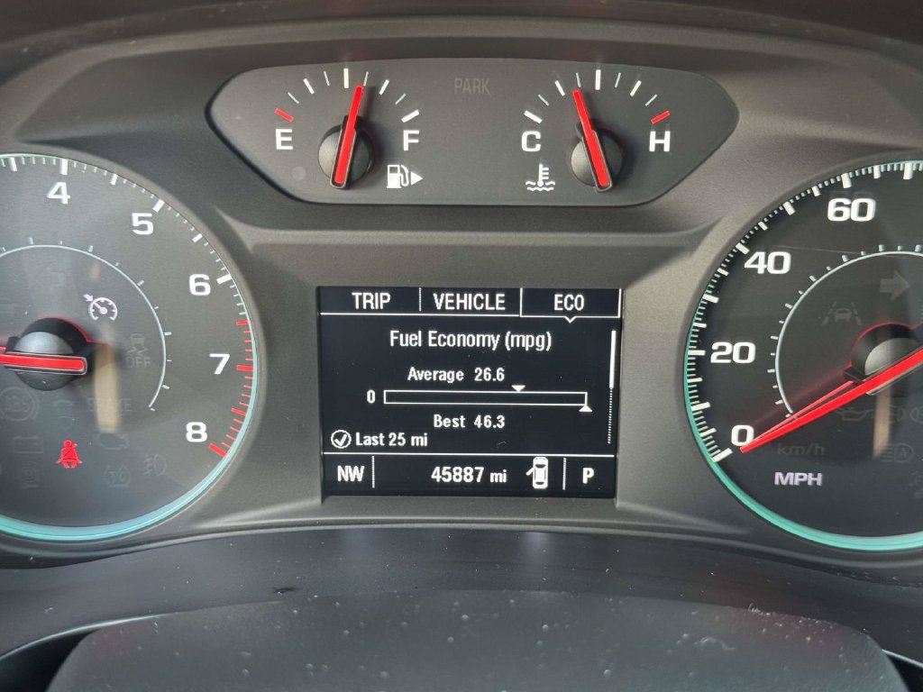 Used 2025 Chevrolet Malibu LT FWD image 14