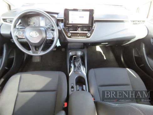 Used 2024 Toyota Corolla LE image 17