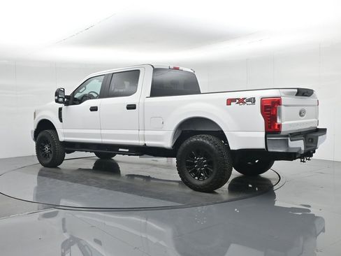 Used 2019 Ford F250 XL image 5