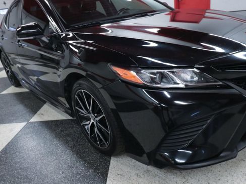 Used 2020 Toyota Camry SE w/ Audio Package image 34