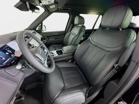 New 2026 Land Rover Range Rover Long Wheelbase SE AWD/4WD image 11