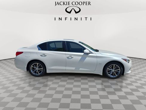 Certified 2017 INFINITI Q50 Signature Edition w/ Cargo Package (L95) RWD image 4