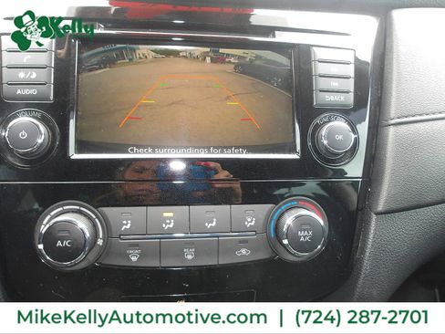 Used 2020 Nissan Rogue S AWD/4WD image 19