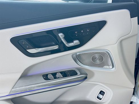 New 2026 Mercedes-Benz CLE 300 4MATIC Cabriolet image 19