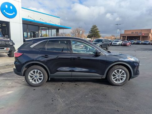 Used 2021 Ford Escape SE AWD/4WD image 2
