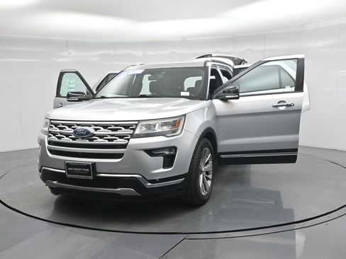 Certified 2018 Ford Explorer Limited image 32