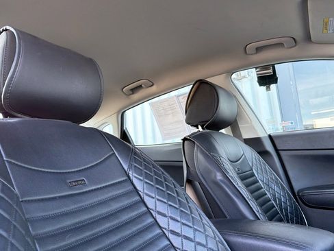 Used 2020 Kia Optima LX image 15