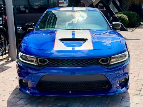 Used 2022 Dodge Charger R/T w/ Blacktop Package RWD image 5