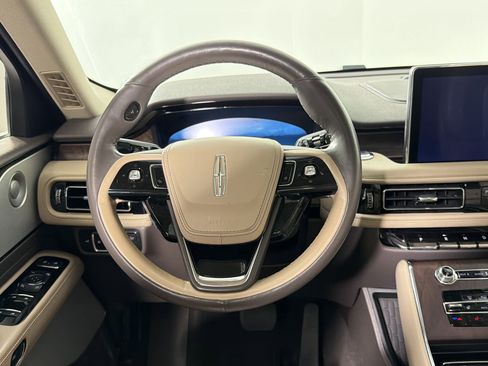 Used 2021 Lincoln Aviator Reserve w/ Equipment Group 210A image 21