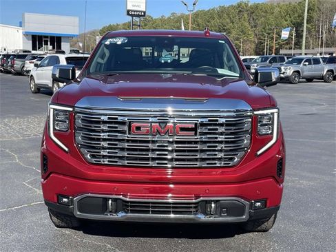 Certified 2022 GMC Sierra 1500 Denali image 7