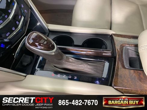 Used 2013 Cadillac XTS Luxury w/ Driver Awareness Package FWD image 25