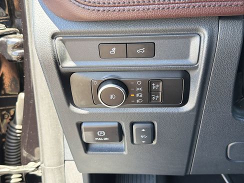Certified 2024 Ford Expedition Max Limited AWD/4WD image 19