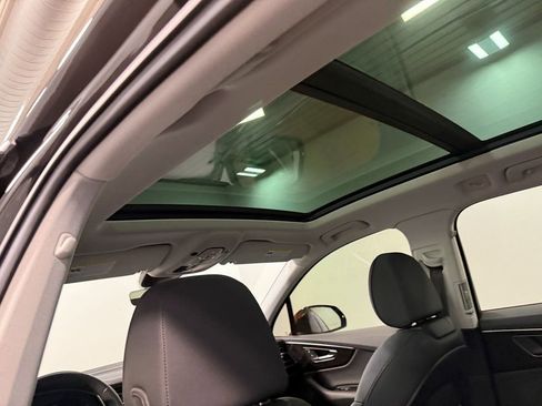 Used 2023 Audi Q7 2.0T Premium w/ Towing Package image 11