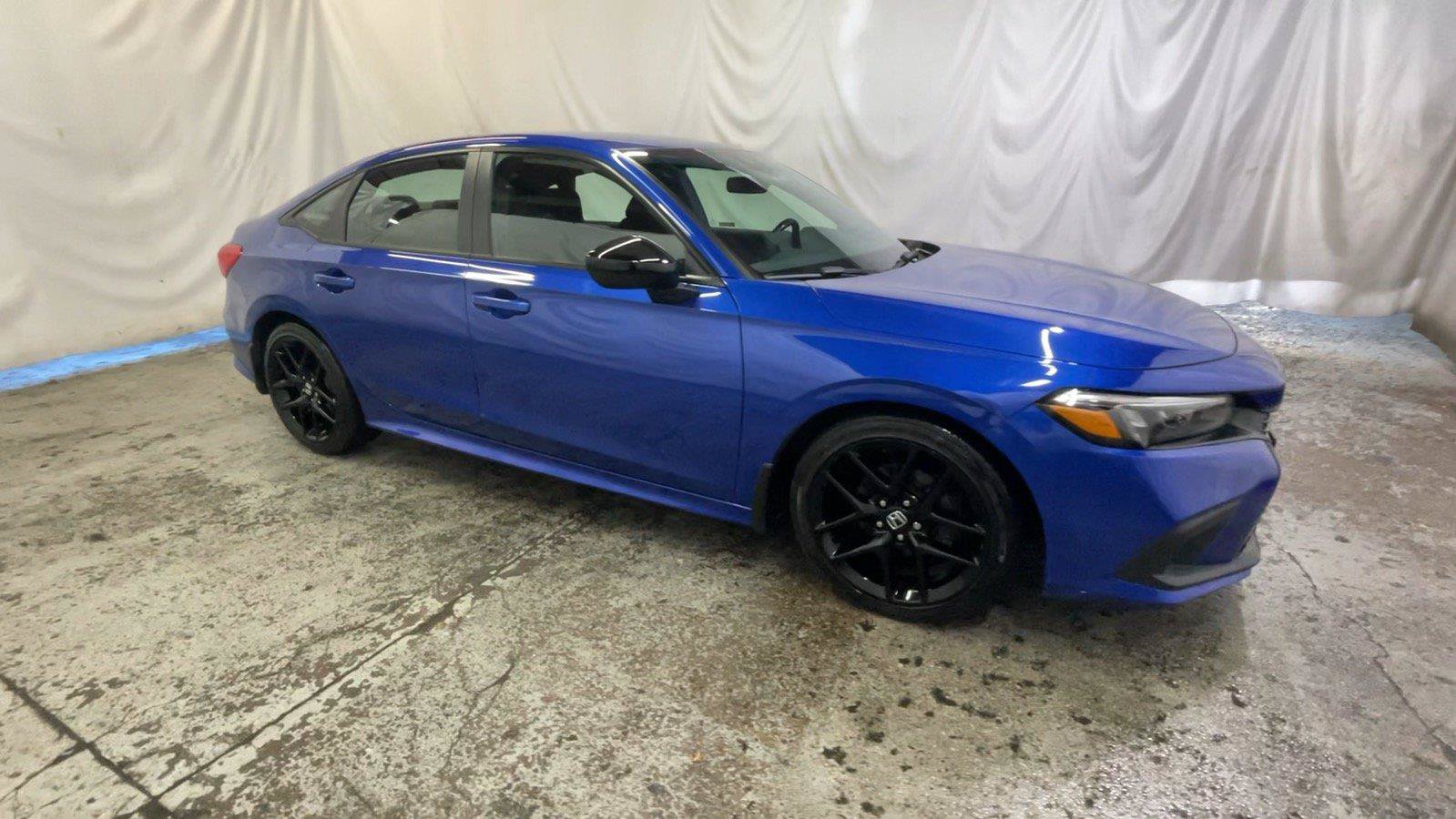 Used 2024 Honda Civic Sport image 3