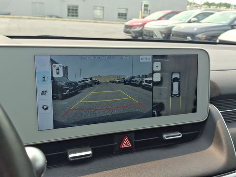 Certified 2023 Hyundai Ioniq 5 Limited AWD/4WD image 17