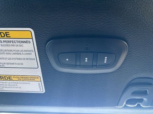 Used 2023 Jeep Wrangler Unlimited Sport image 35