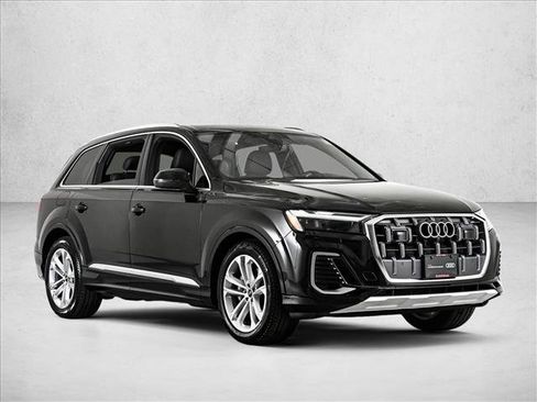 Certified 2026 Audi Q7 3.0T Premium Plus w/ Premium Plus Package AWD/4WD image 3
