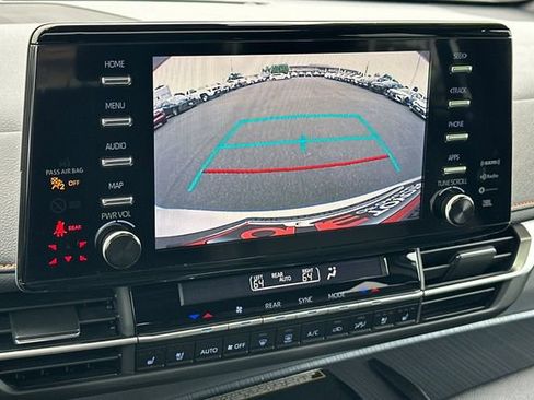 Certified 2024 Toyota Sienna XSE w/ XSE Premium Package FWD image 26