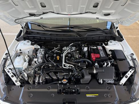 Used 2026 Nissan Altima 2.5 SV FWD image 32
