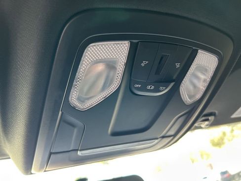 Used 2021 RAM 2500 Tradesman w/ Chrome Appearance Group image 44