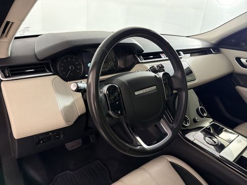 Used 2020 Land Rover Range Rover Velar S image 4