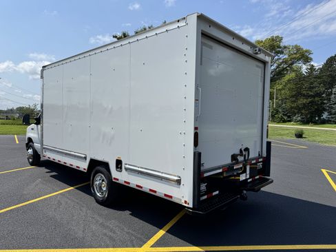 Used 2023 Ford E-350 and Econoline 350 Super Duty w/ Driver's Safety Package RWD image 4