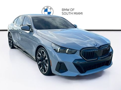 Certified 2025 BMW i5 eDrive40 w/ M Sport Package AWD/4WD image 1