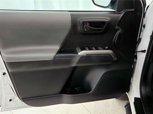 Used 2023 Toyota Tacoma SR5 image 22