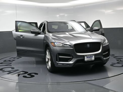 Used 2017 Jaguar F-PACE R-Sport AWD/4WD image 24