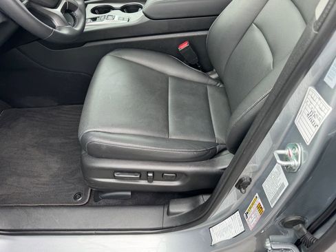 Used 2025 Honda Ridgeline RTL image 6