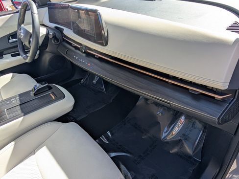 Certified 2023 Nissan Ariya EVOLVE+ image 15