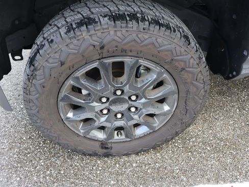 Used 2024 Toyota Tacoma SR5 image 4