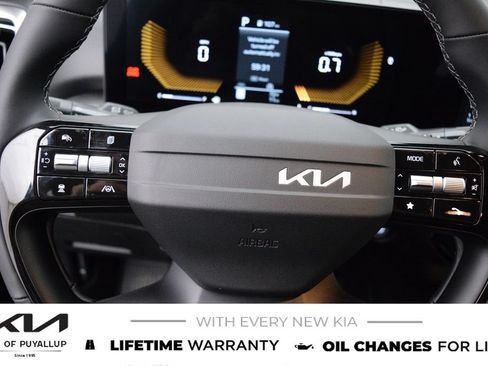 New 2026 Kia Sorento LX FWD image 26