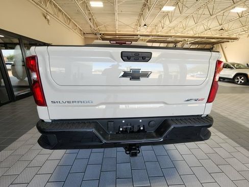Used 2026 Chevrolet Silverado 1500 ZR2 AWD/4WD image 5