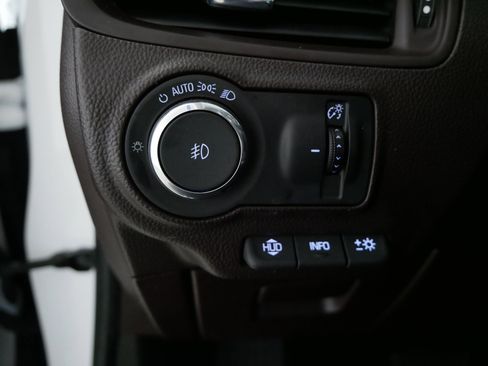 Used 2017 Buick Envision Premium w/ Driver Confidence Package image 26