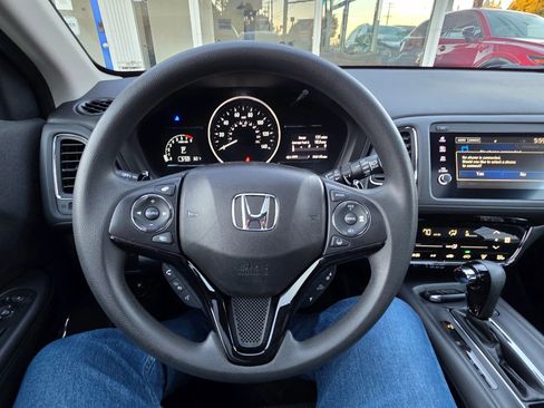 Used 2022 Honda HR-V EX image 17