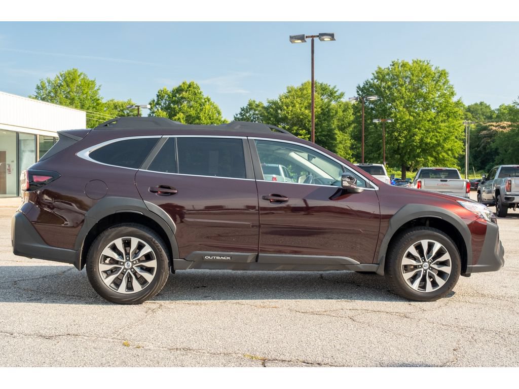 Used 2024 Subaru Outback Limited XT AWD/4WD image 9