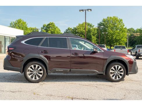 Used 2024 Subaru Outback Limited XT AWD/4WD image 9