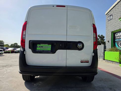 Used 2017 RAM ProMaster City Tradesman FWD image 13