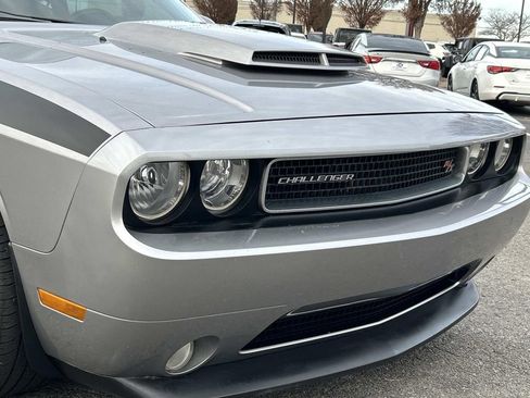 Used 2013 Dodge Challenger R/T image 12
