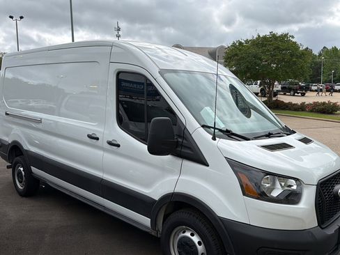 Used 2024 Ford Transit 250 148 Medium Roof w/ Load Area Protection Package image 10