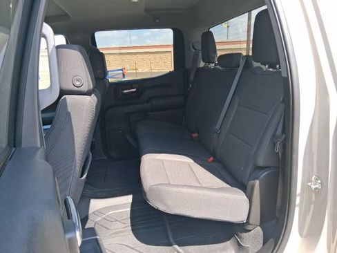 Used 2026 Chevrolet Silverado 1500 Custom RWD image 17